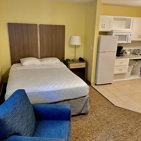Suburban Studios Fort Myers Cape Coral-2