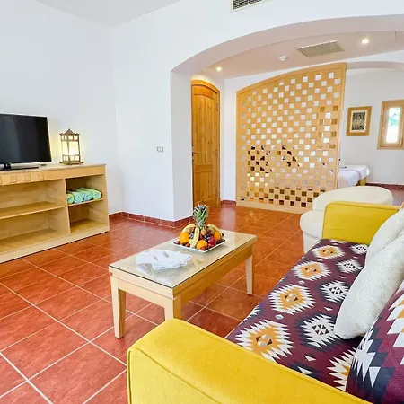 Tamra Beach Resort-3