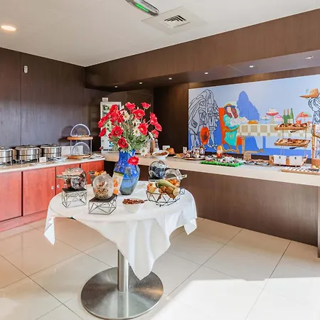 B&B Hotel Colmar Liberte 4 Etoiles-3
