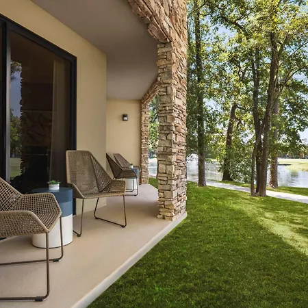 The Woodlands Resort, Curio Collection By Hilton-3