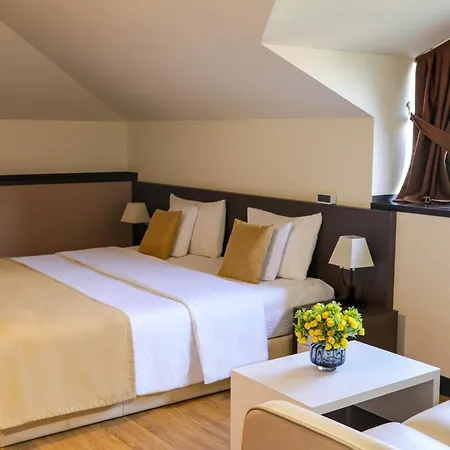 My Hotel Yerevan-3