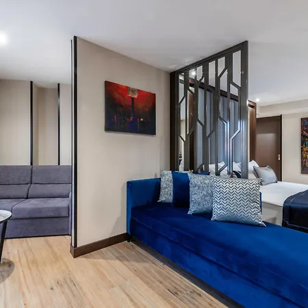 Aprilis Deluxe Hotel-2
