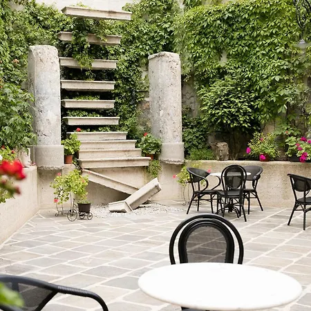 Villa Flavia Heritage Boutique Hotel-3