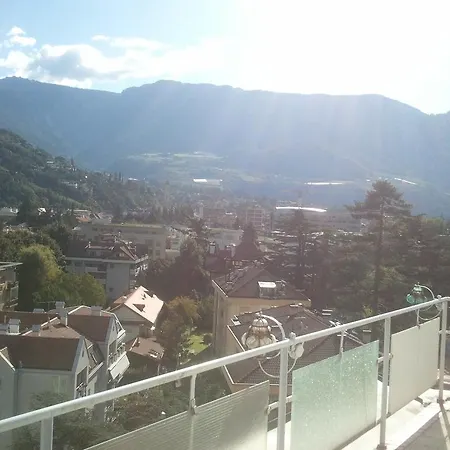 Hotel Lux-2