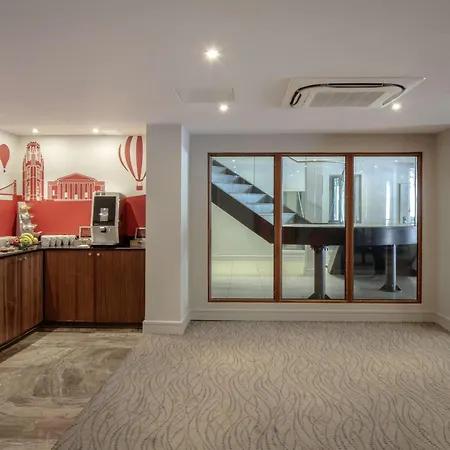 Doubletree By Hilton Bristol City Centre-3