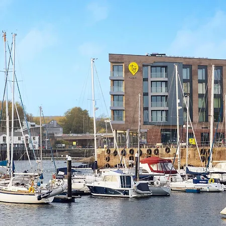 Ty Milford Waterfront-2