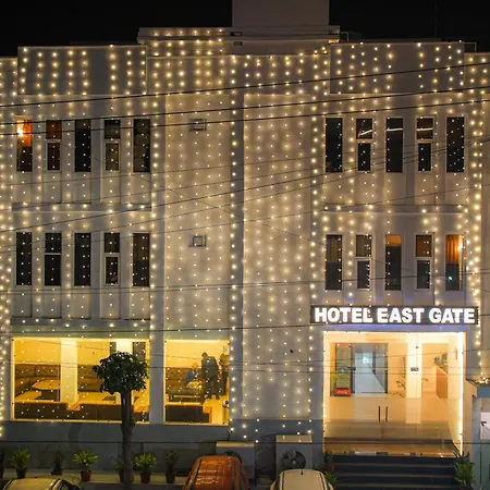 Hotel Agra Dazzling East Gate-2