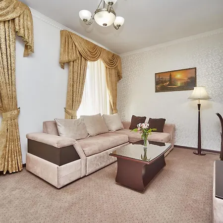 Royal Street Hotel-2