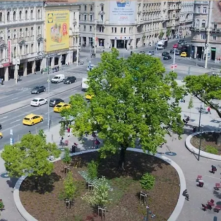 A10 Budapest Center Aparthotel-2