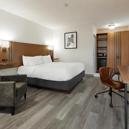 Stay Inn Express Toronto-2