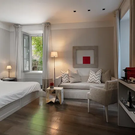 Gombithotel-3