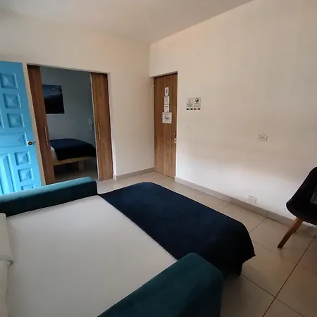 Air Guest House - con Desayuno&Jacuzzi Social-2