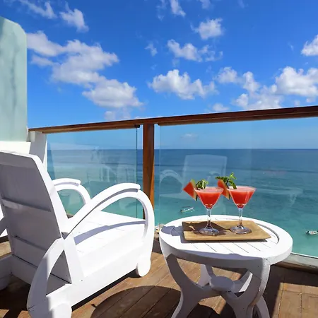 Bale Bingin Beachfront Stay-3