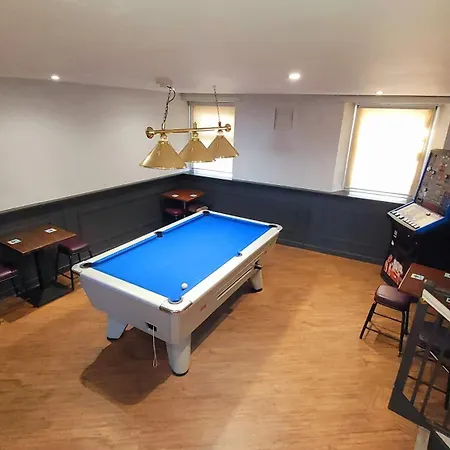 Dryburgh Arms Pub With Rooms-3