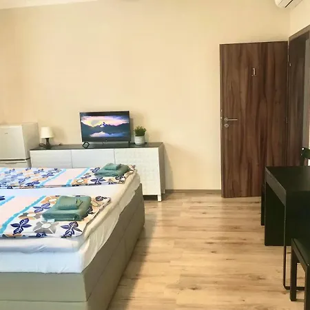Fresh House-2