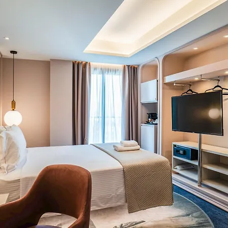 Gate Twenty Two Boutique Hotel-3
