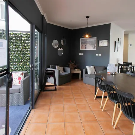Coffee House Apartment Motel-2