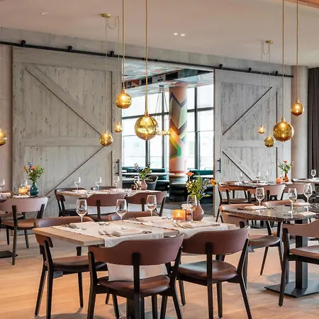 Van Der Valk Hotel Deventer-2