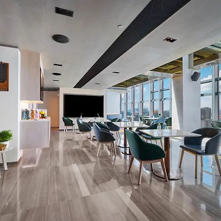 Nina Hotel Kowloon East-3