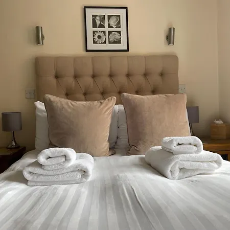 The Red Lion Hotel-3