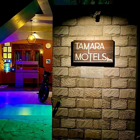 Tamara Motels-3