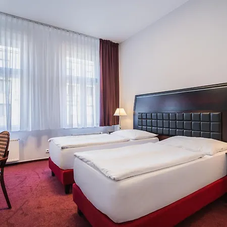 EA Hotel Tosca-3