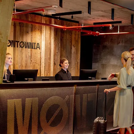Montownia Lofts & Experience-2