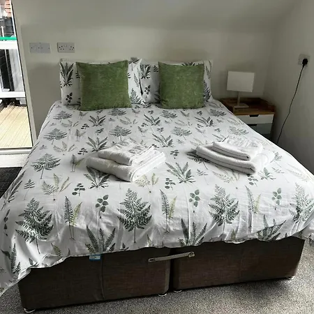 The New Wheel Inn-3