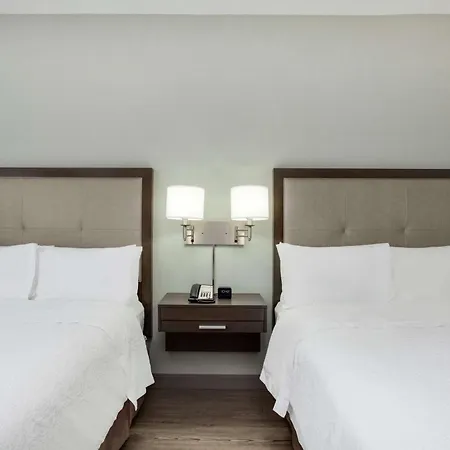 Hampton Inn & Suites Miami Wynwood Design District, Fl-2