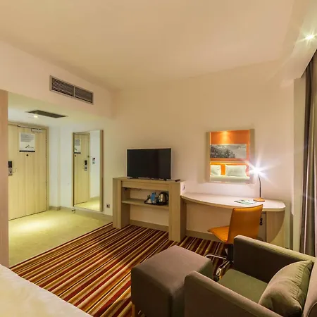 Hampton By Hilton Iasi-2