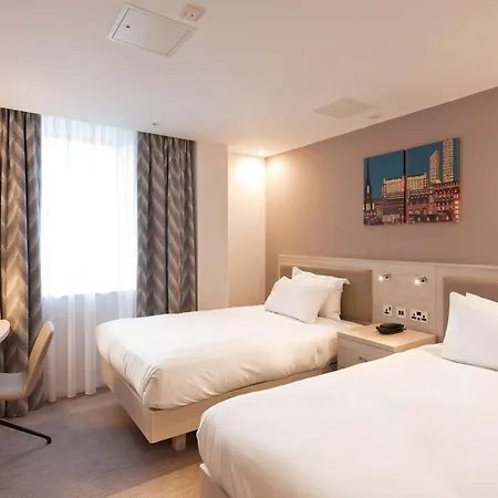 Hampton By Hilton Leeds City Centre-2