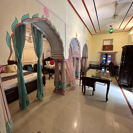 Rawla Mrignayani Palace-2