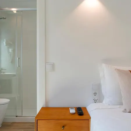 Hotel Made Inn Faro-3