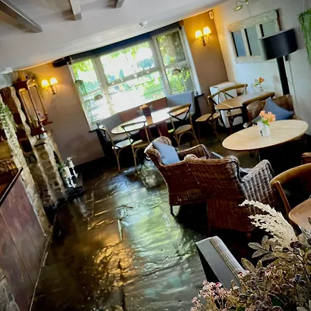 The Blue Boar - Historic Country Inn Near Stratford-Upon-Avon-2