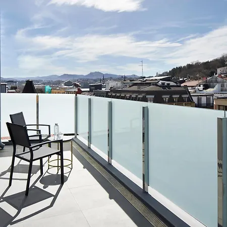 Hotel Arrizul Catedral 3 Sup-2