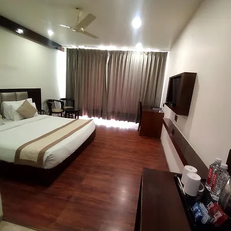 Tgi Apple Inn-2