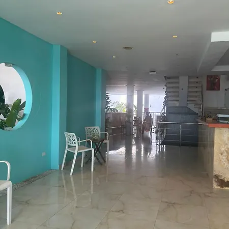 Hotel Isla Capri-3