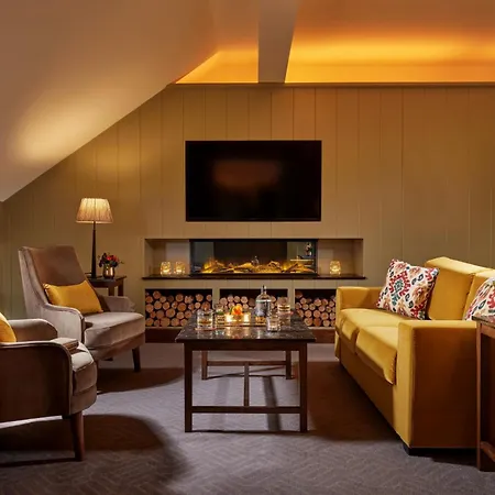 Westport Plaza Hotel, Spa & Leisure-2