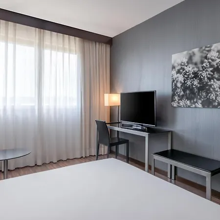 Ac Hotel Vicenza By Marriott-3