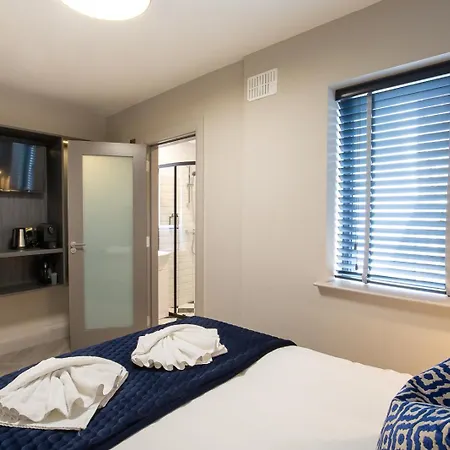 The Abbeygate Townhouse-3