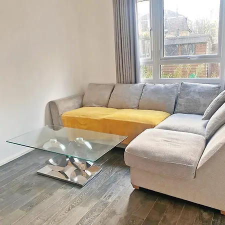 Albert Bridge Spacious Double Room-2