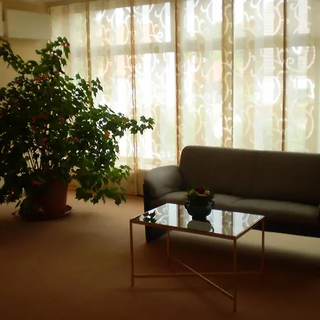 Hotel Christine-2