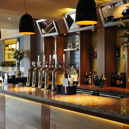 The White Lion Hotel-3