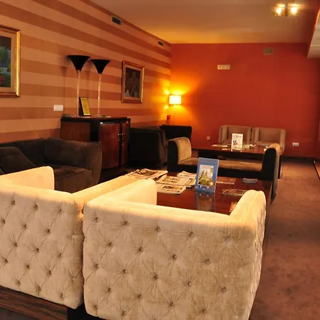 Hotel Santiago Apostol-2