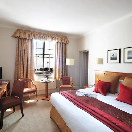 The White Lion Hotel-2
