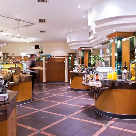 Qu Hotel, Trademark Collection By Wyndham-2