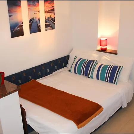Gargamelo Pension-2