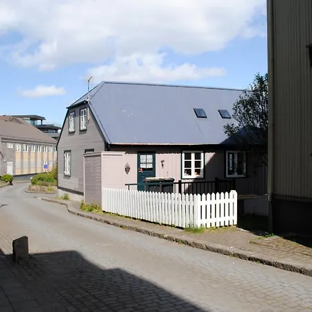 Reykjavik Treasure B&B-2