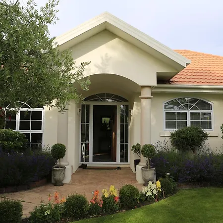 Olive House Bed And Breakfast-3