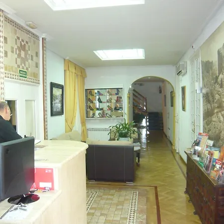 Hostal Triana-2